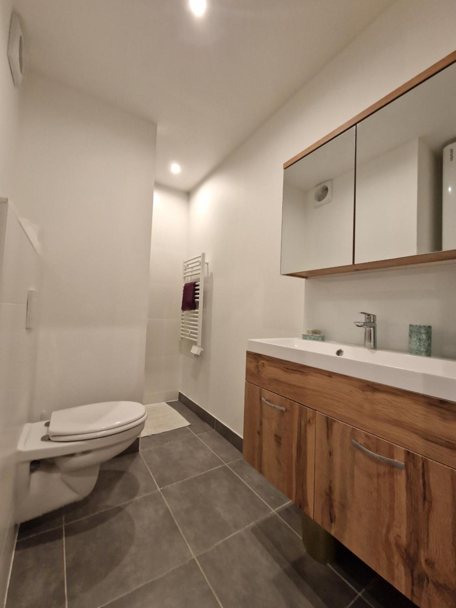 Jolie Studio Proche Du Centre Ville Сет Экстерьер фото