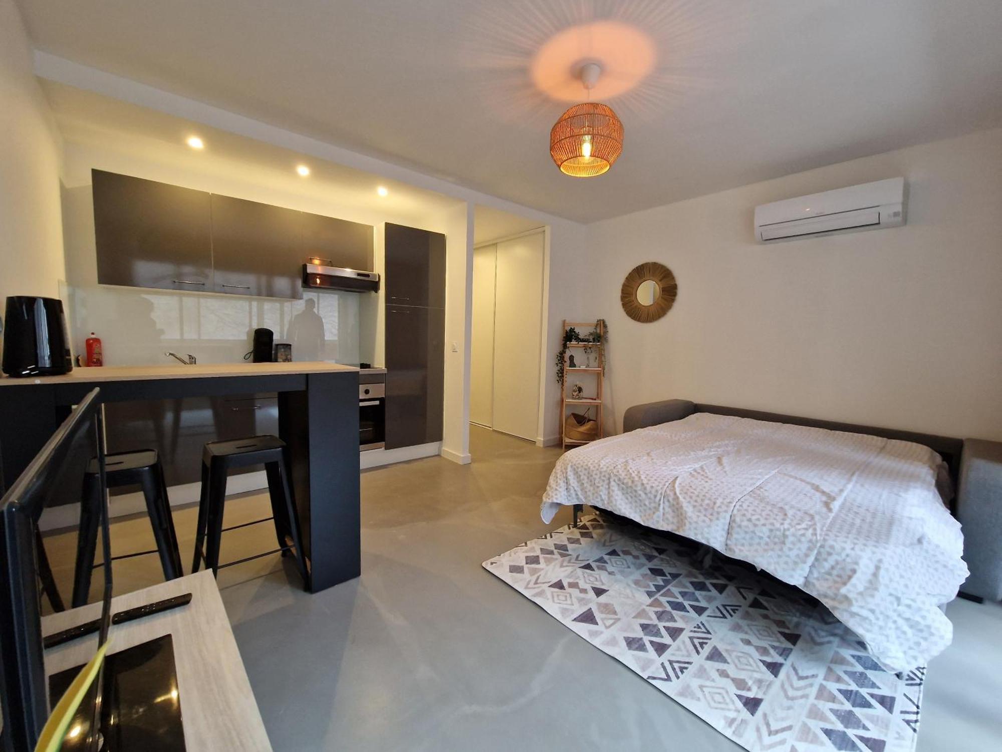 Jolie Studio Proche Du Centre Ville Сет Экстерьер фото